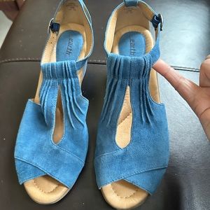 Earth Peep toe Sandal Womens 10M Cobalt Blue Suede Wedge Dress Comfort
